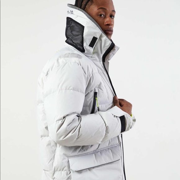 Puma x Helly Hansen winter jacket - Picture 2 of 4